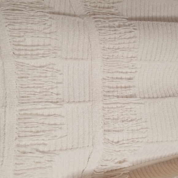 andthewhy Women's Frill sweater NWT - Picture 6 of 6